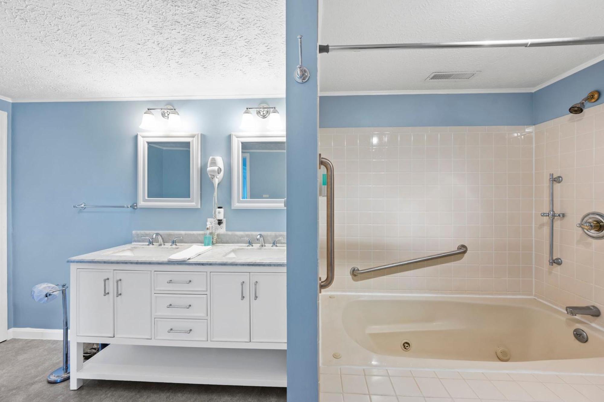 Big Family Lodge Near Ark Sleeps 16 Williamstown Extérieur photo
